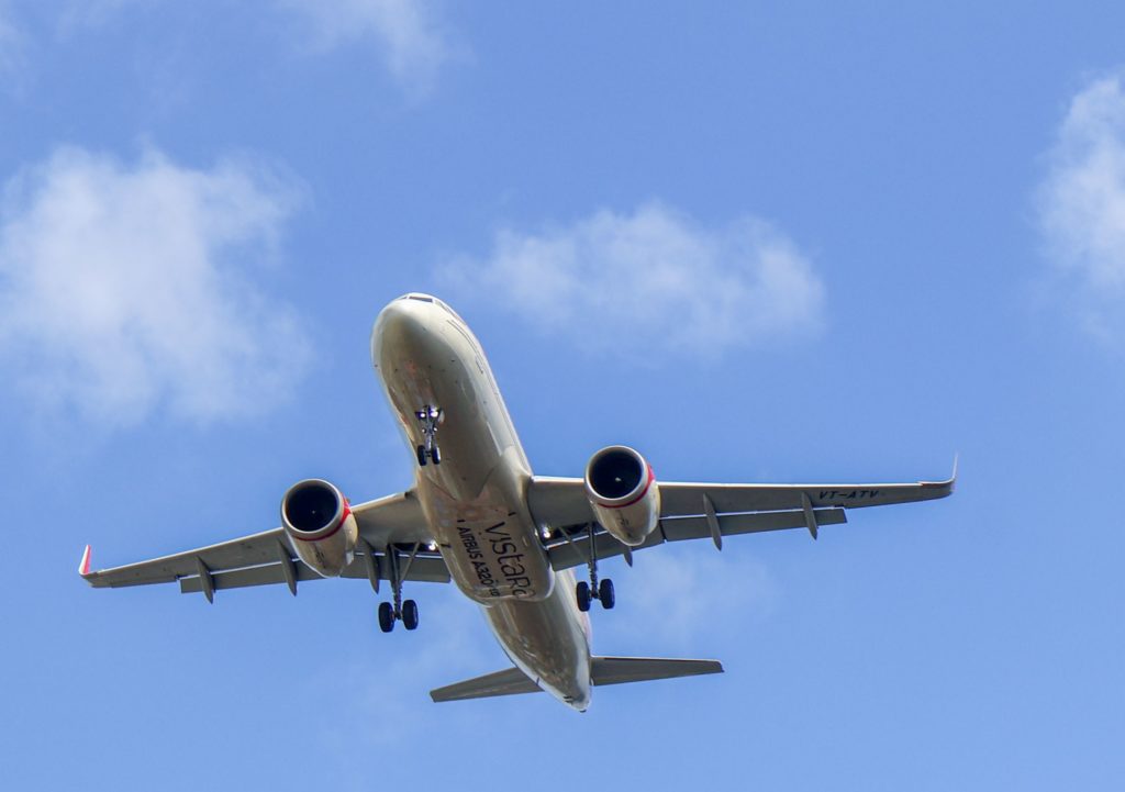 AVIÃO
